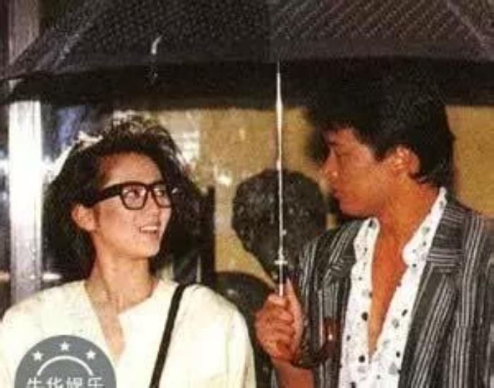 ��ɭ���˺ͽ�������Ĺ��� ��ɭ������״���(������ʲô)