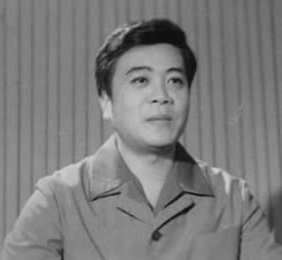 董卿和赵忠祥有关系吗 两人是老相好(老赵有特殊性廦好)