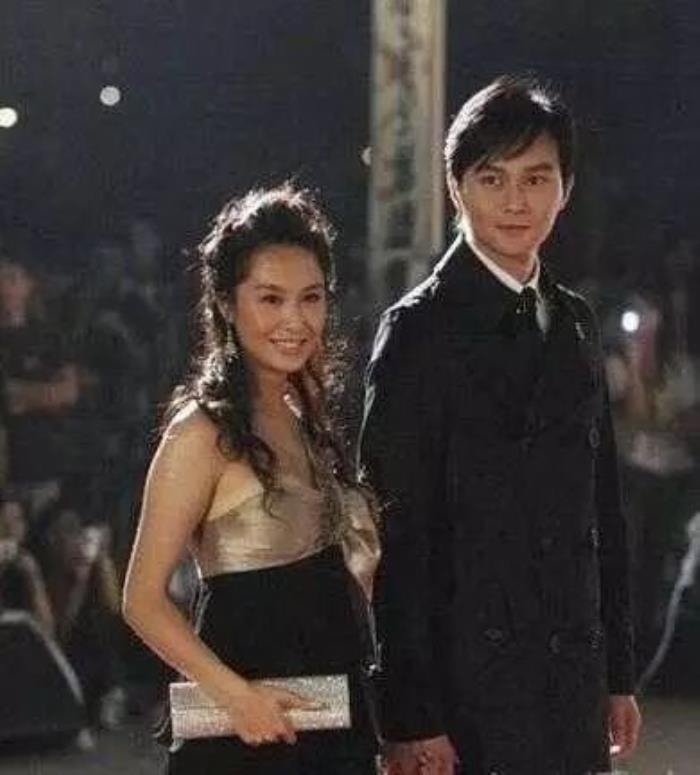 ҹ��С����������������λ�? ������Ԭӽ�������ô������