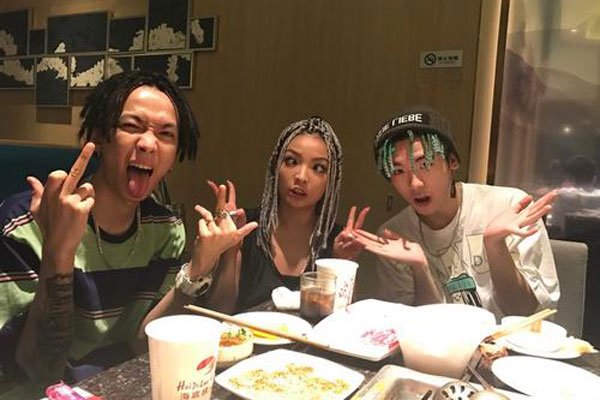 tizzyt��vava˯���� TT��VAVA��û��̸��ɶ��ϵ