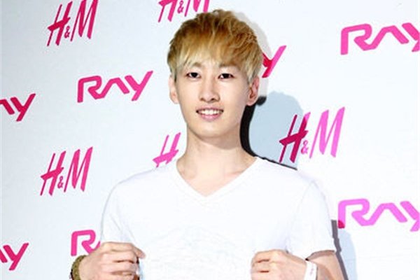 ����iuʲôʱ������ iu�����յ���Ƭ�¼�������Ӱ��