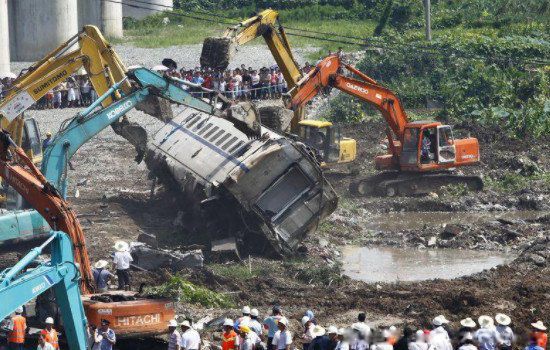 ���ݸ����¹�Ϊʲô�͵����� �¹�����һ����������˭