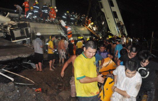 ���ݸ����¹�Ϊʲô�͵����� �¹�����һ����������˭