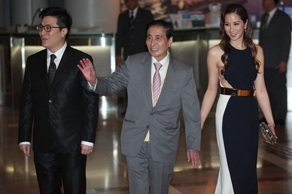 徐子淇面相八字好到绝 徐子淇李兆基八卦事(私下关系太好了)