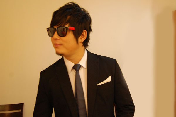 �������Ž��ӱ�����ͷ�¼� �Ž��ӱ�˭��ȳ�����