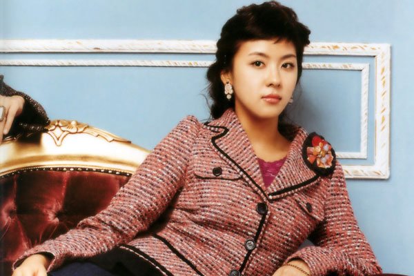 ����Է�ж���3�� Ů��Ա����Է��߶ȵ�Ӱ