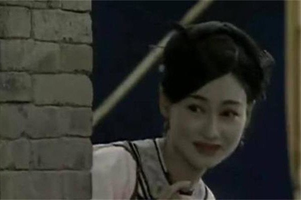 ������ʲô���� �ձ��ֲ�Ƭ���һ��Ů��(��ֲ�����)