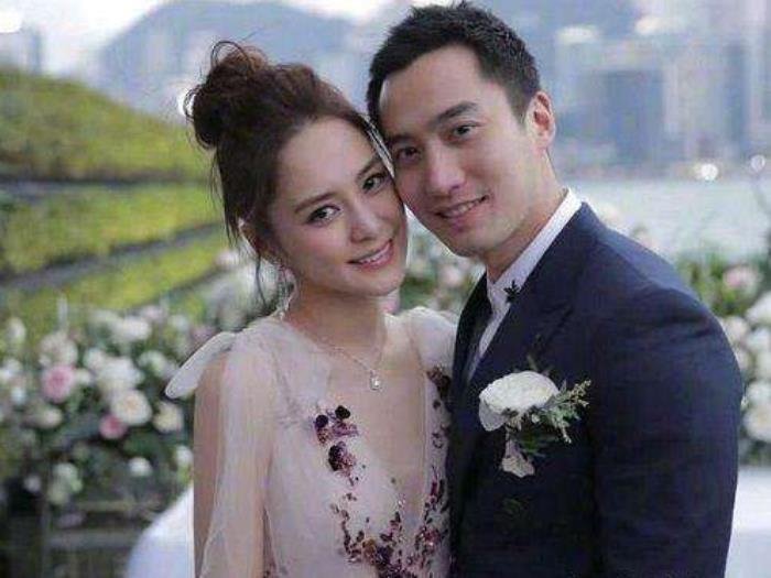 �¹�ϣ�޵���1400����Ƭ��Դ �¹�ϣ�¼�ǣ���Ů�����ж�������