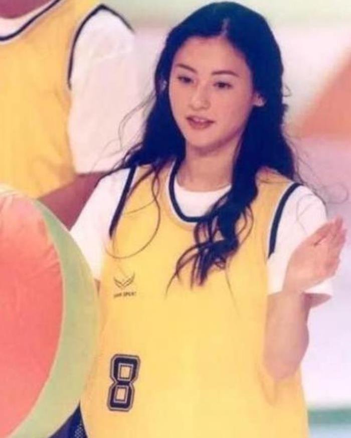 �¹�ϣ�޵���1400����Ƭ��Դ �¹�ϣ�¼�ǣ���Ů�����ж�������