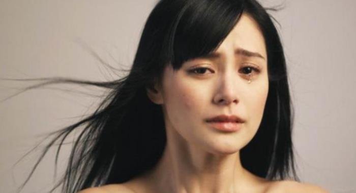 �¹�ϣ�޵���1400����Ƭ��Դ �¹�ϣ�¼�ǣ���Ů�����ж�������