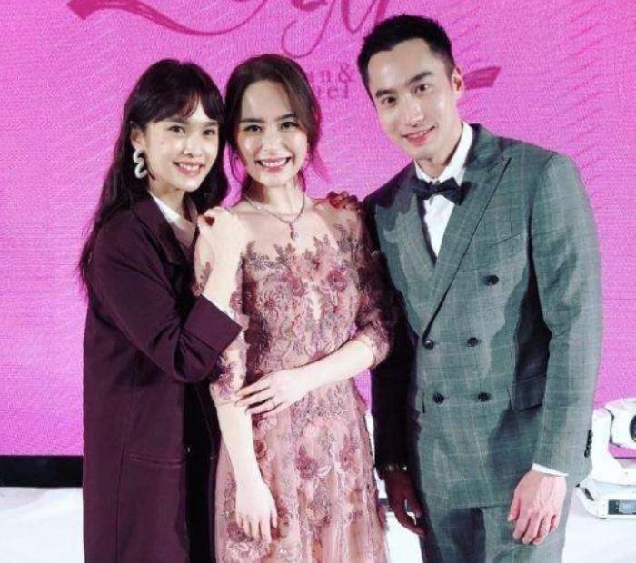 �¹�ϣ�޵���1400����Ƭ��Դ �¹�ϣ�¼�ǣ���Ů�����ж�������