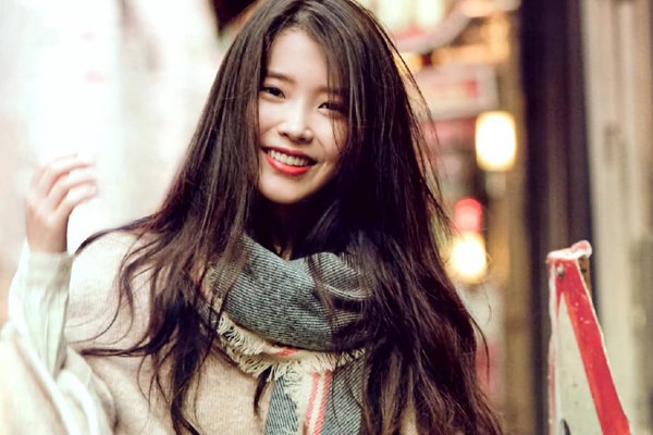 iu李知恩给人x事件 字母婊iu为什么叫国民公交车