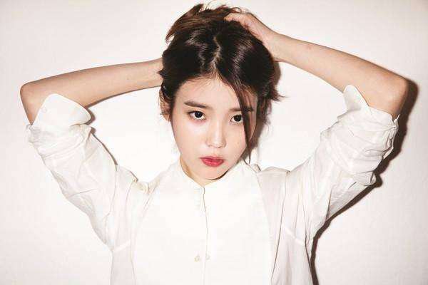 iu李知恩给人x事件 字母婊iu为什么叫国民公交车