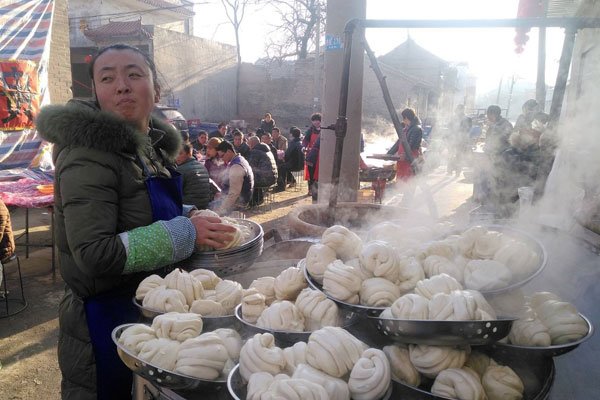 山西万荣事件是真的还是假的 小学老师和三个近亲男人的暧昧