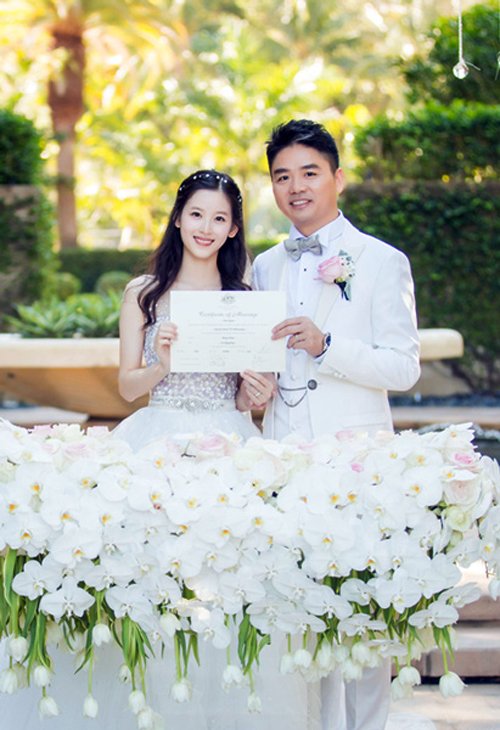 ��ǿ����һ�������⾩ ���º͹�С���ĸ�����ǿ������