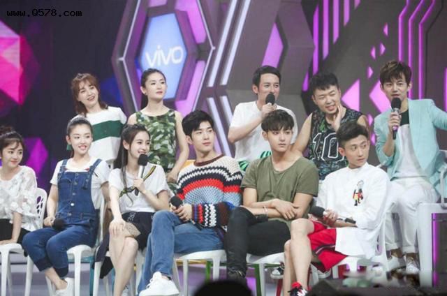 ����Ȧ�Ӽ��������� �ٷ�������25λ�Ӽ���������(��21��Ů4��)