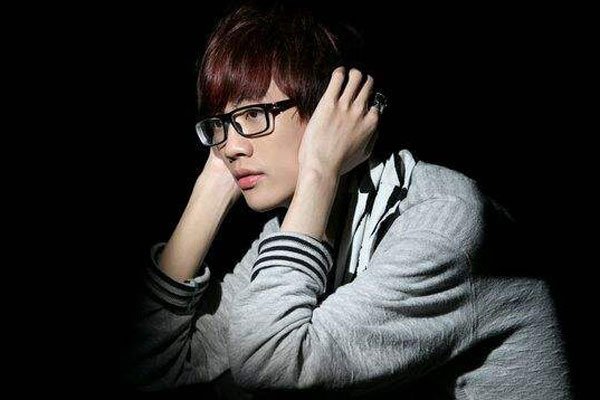 ���Ը������ϼ���� Ů��������λ�����Խ������