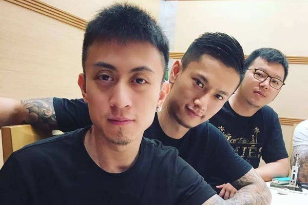 �ط�king����ʲô��ͷ �������ı����ͺ�̨��Խ��˼��