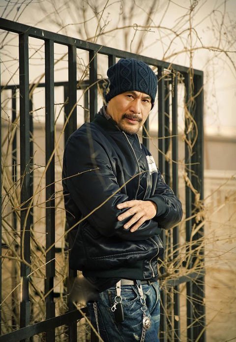 徐锦江是香港人还是内地人 男星徐锦江演过哪些三片