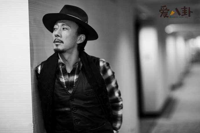 演员赵立新犯什么事了 事件怎么回事?为什么被停止发言