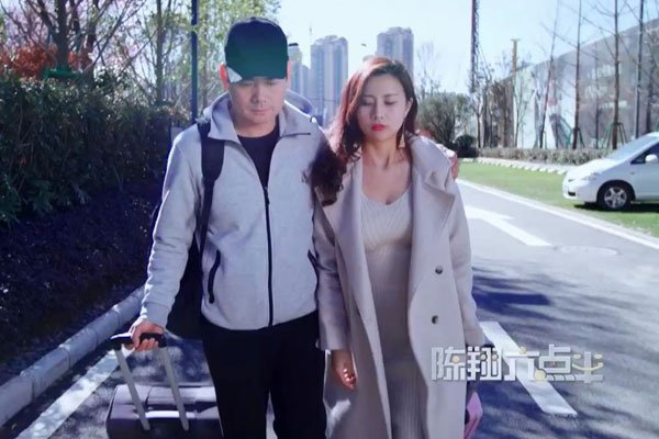 Σ�յİ�����������ұ�ͼƬ ���ľ�Σ�յİ�����Ƭ��