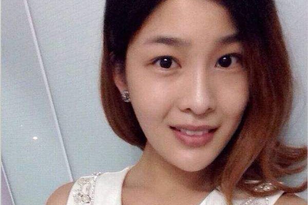 闫盼盼本尊无圣光 凹凸有致好身材微博晒健身照