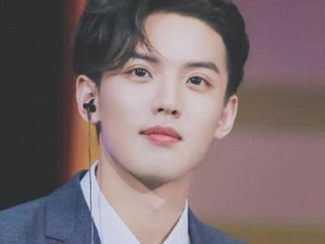 �ܾ�γ������������������Ƭ Ӣ�����20��Ͷ�����