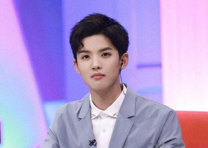 �ܾ�γ������������������Ƭ Ӣ�����20��Ͷ�����