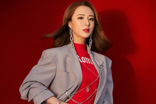 ޱ�viya����ǰ������ ֻ���۾�������沿�仯������