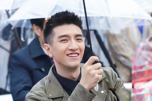 ��嫸������ϼ�� ����һ�ǣ���嫼����ж�����