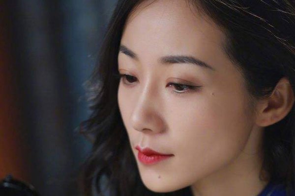 韩雪和景甜哪个更牛 背景都不一般但军人背景更牛气