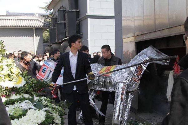 �׾�����ԭ�� Ů��Ա�׾�Ϊʲô���ɷ�ɱ��