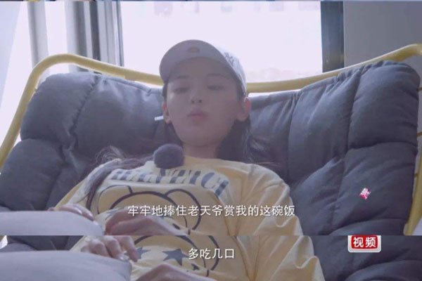 �Խ��������ũ��� �ܻ�ޣ��Խ�������Ͻ��ܼ���ͥ