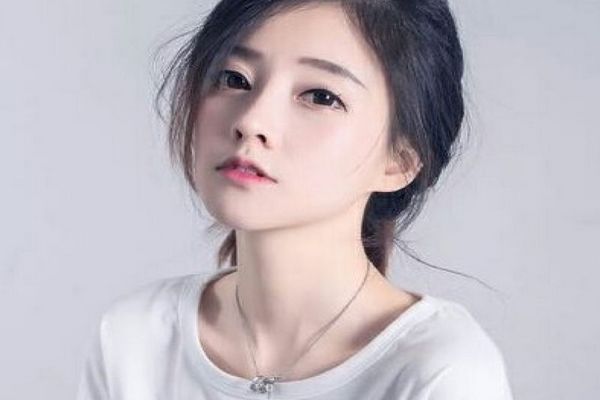 冯提莫为什么消失了 为什么冯提莫被广电封禁(热度下降)