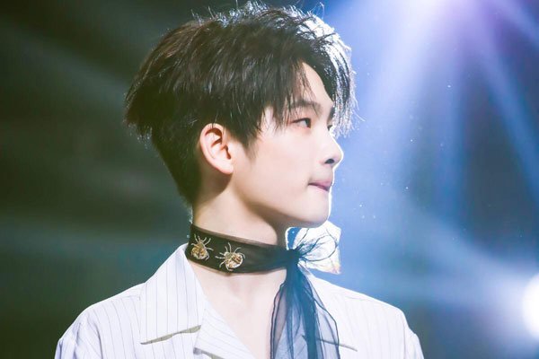 ������Ů���ѻ��е���Ƭ �������ս�Ŀ�ĺ����Ǳ��˵�