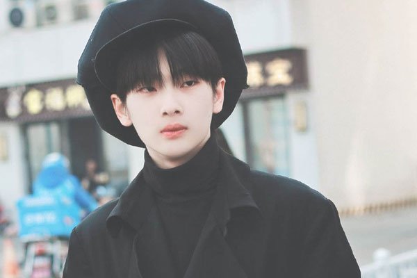 ������Ů���ѻ��е���Ƭ �������ս�Ŀ�ĺ����Ǳ��˵�