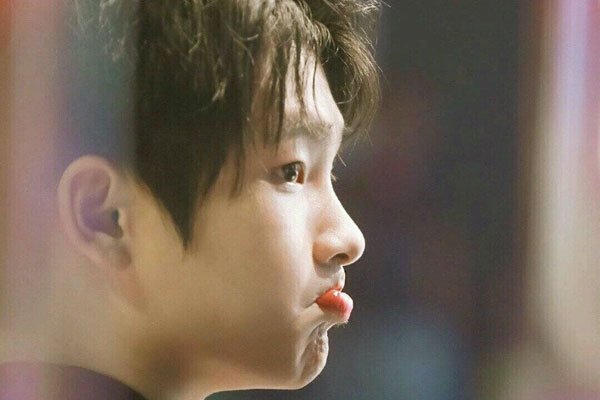 ������Ů���ѻ��е���Ƭ �������ս�Ŀ�ĺ����Ǳ��˵�