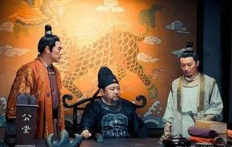 ������ʷ�ܹ��� ������Щ�¶������ջʵۺͻ��ƴ�