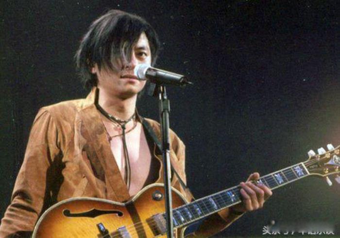 华语乐坛第一人邓丽君 华语乐坛前100名歌手排行