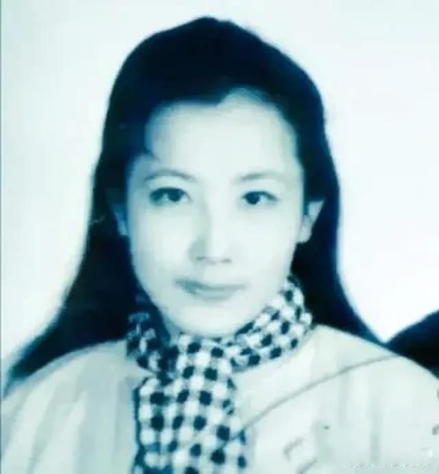 ����֦����ȫ���� ����Ӣ����֦������ϸ�����¼�ʼĩ