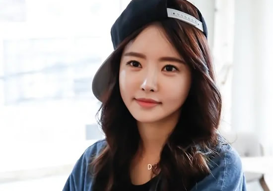 十大韩国r级女星盘点 韩世雅的捆乳妹算保守的了