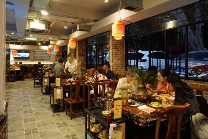 月入2万的10个小生意 小县城最挣钱没人干的生意