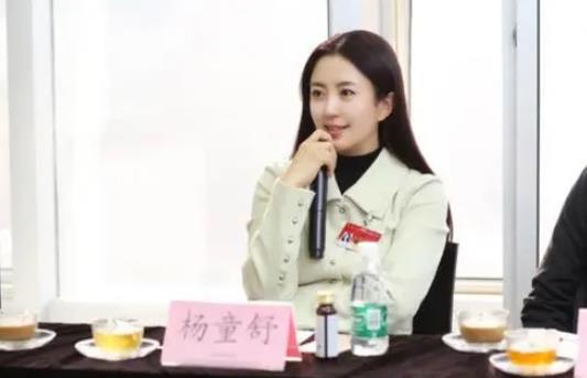 ��ô�������־�����ͯ�� ��ͯ�����־�һģһ��ɶ��ϵ����Ҳ̫���˰�