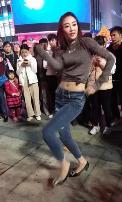 快手跳舞很好的那个女的是谁 快手跳舞网红排名女主播