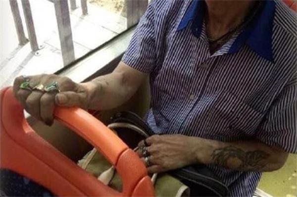 莫磊年轻时图片有多能打 金牌打手莫磊的资料简介纹身