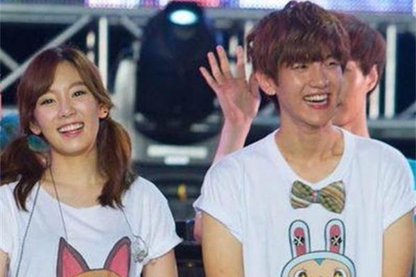 边伯贤金泰妍接吻照片是真的吗 边伯贤金泰妍恋爱到底是怎么回事