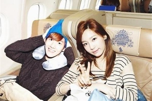 边伯贤金泰妍接吻照片是真的吗 边伯贤金泰妍恋爱到底是怎么回事