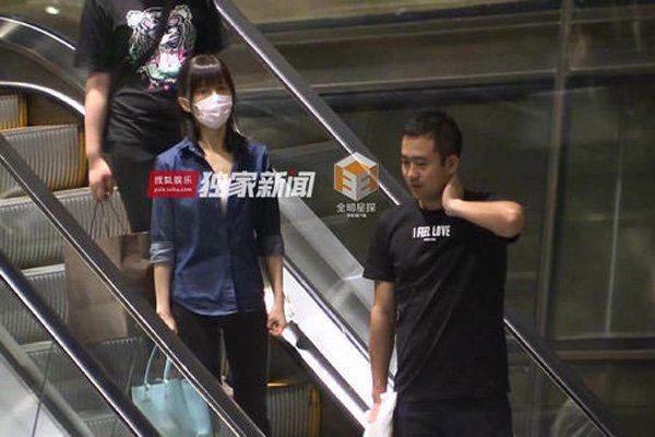 papi�����Ϲ���˭ ��ѧͬѧ�Ϻ�:�͵����Ϲ��ز�ס��