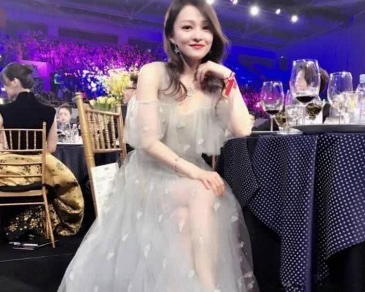 张韶涵当年经历了什么 好姐妹背叛:张韶涵范玮琪发生了什么事