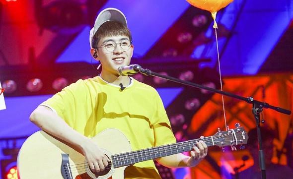 �������Ѿ����������� �и��ֽ�������1����0��